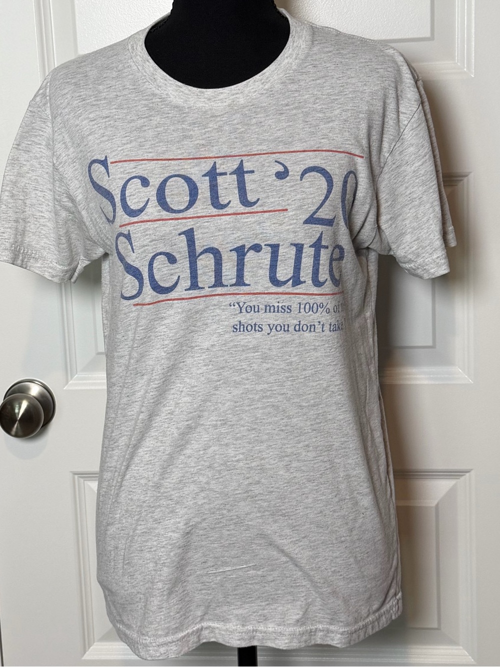 Next Level Apparel Scott Schrute ’20 Graphic T-Shirt The Office Size Small